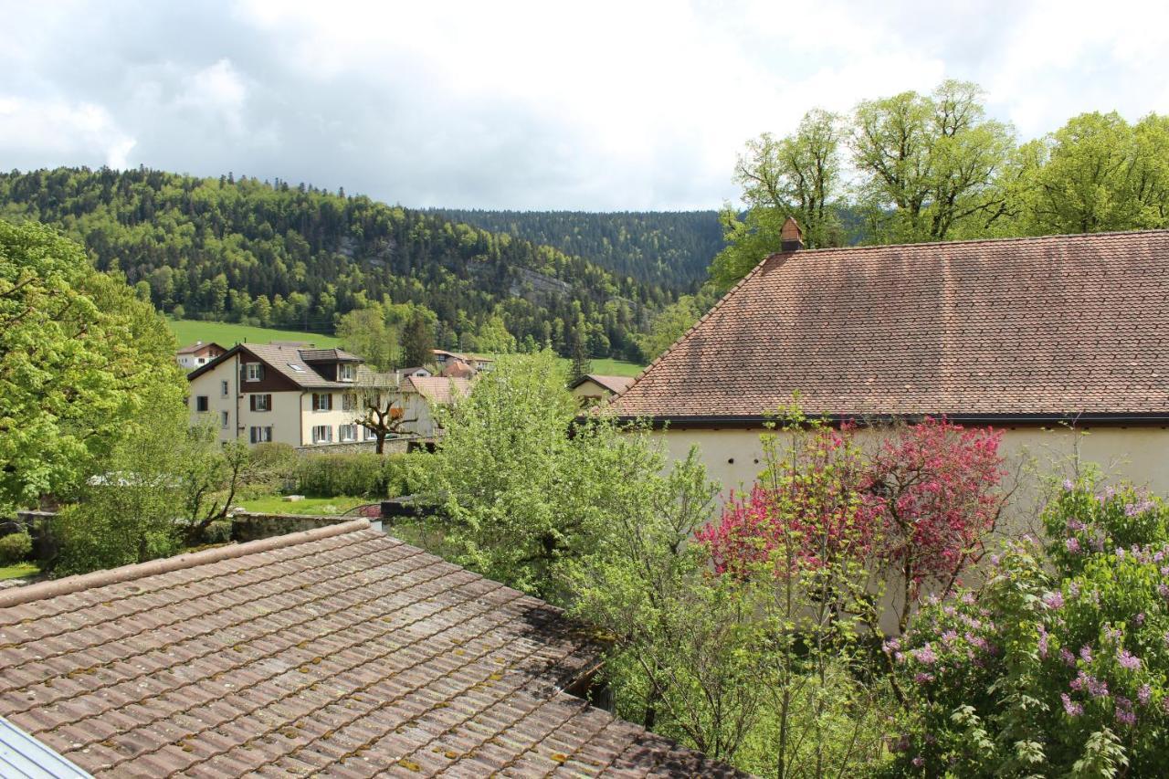 A Cote Bed & Breakfast Motiers Bagian luar foto